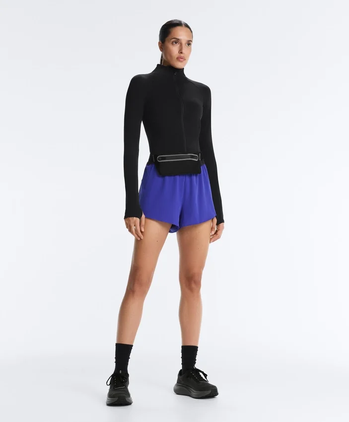 Chaqueta técnica ligera y cálida con costuras Chaqueta técnica ligera y cálida con costuras