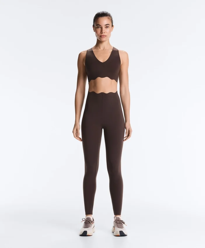 Compressive Sports Bra de sujeción media con detalle ondulado Compressive Sports Bra de sujeción media con detalle ondulado