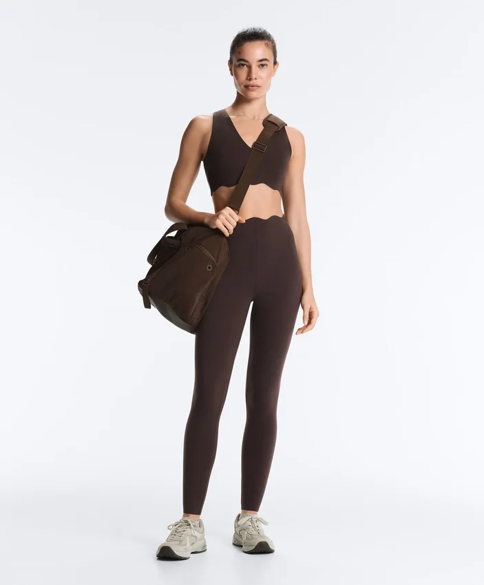 Compressive Sports Bra de sujeción media con detalle ondulado Compressive Sports Bra de sujeción media con detalle ondulado
