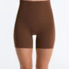 Leggings ciclistas de cintura alta con corte láser invisible Leggings ciclistas de cintura alta con corte láser invisible