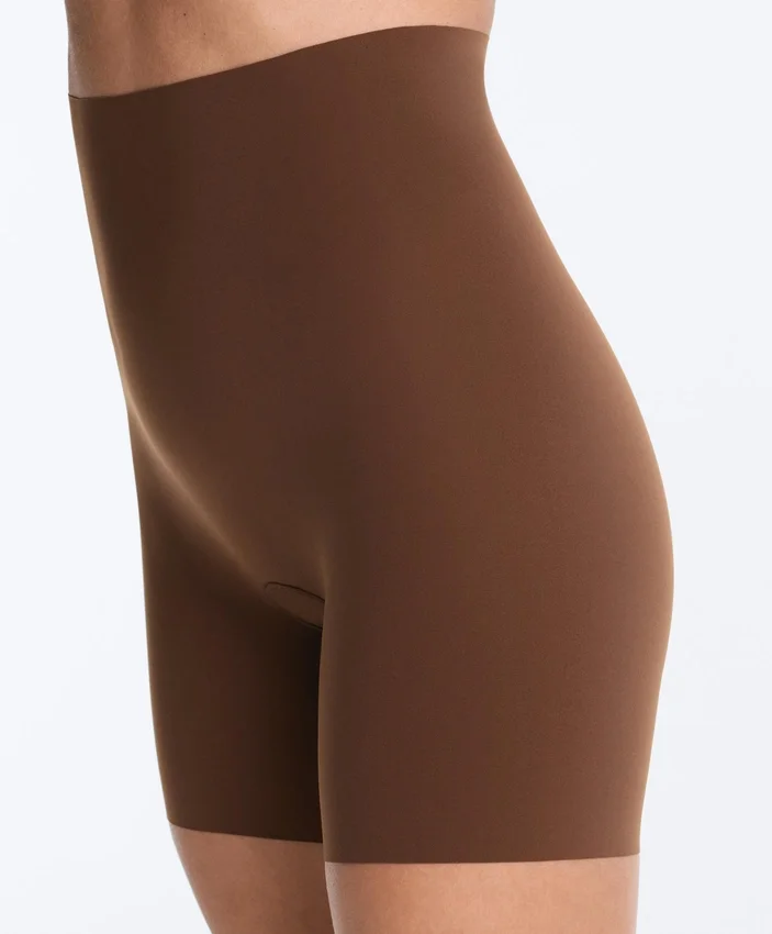 Leggings ciclistas de cintura alta con corte láser invisible Leggings ciclistas de cintura alta con corte láser invisible