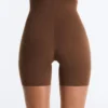 Leggings ciclistas de cintura alta con corte láser invisible Leggings ciclistas de cintura alta con corte láser invisible