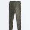 Leggings Evermove de talle alto y largo hasta el tobillo con estampado de leopardo