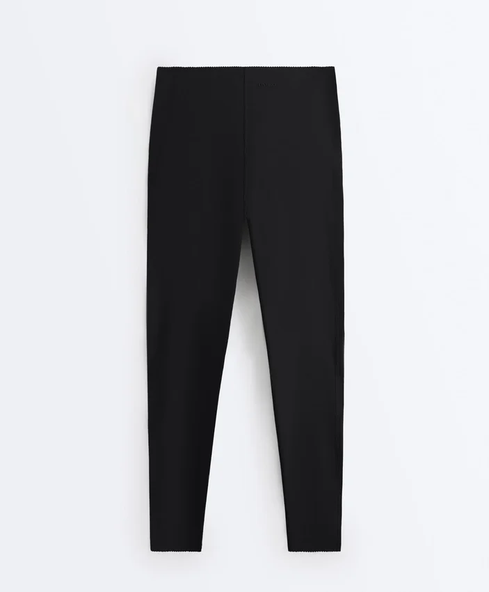 Leggings hasta el tobillo con Core Control y compresión extra Leggings hasta el tobillo con Core Control y compresión extra