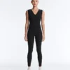 Light Touch Monos con cuello en V Light Touch Monos con cuello en V