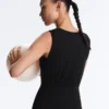 Light Touch Monos con cuello en V Light Touch Monos con cuello en V