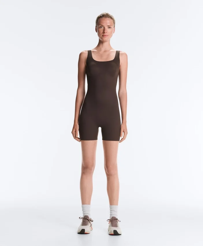 Mono corto con tirantes Perfect-Adapt Mono corto con tirantes Perfect-Adapt