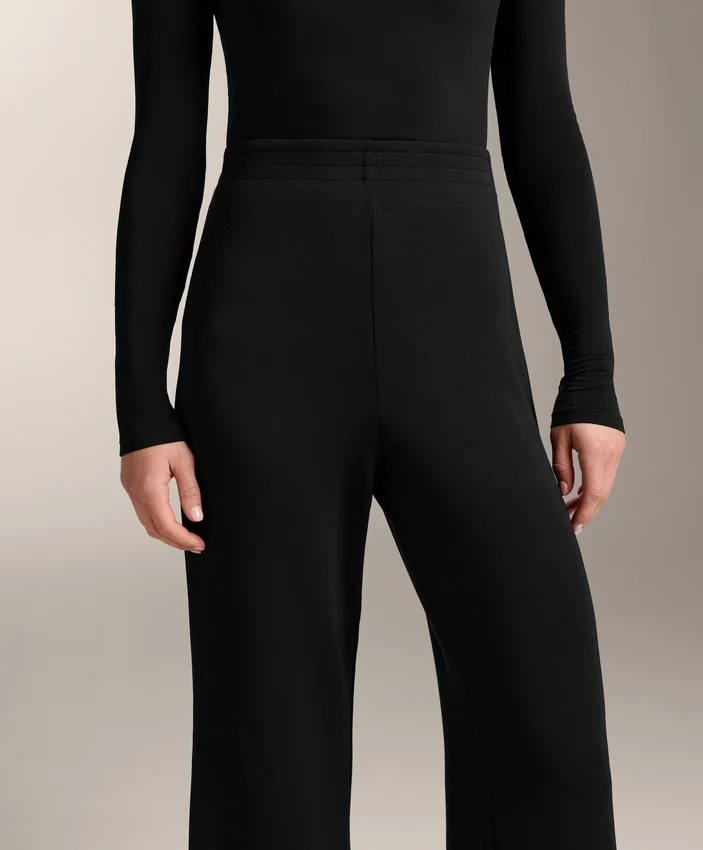 Pantalones acampanados con modal Soft Touch Pantalones acampanados con modal Soft Touch