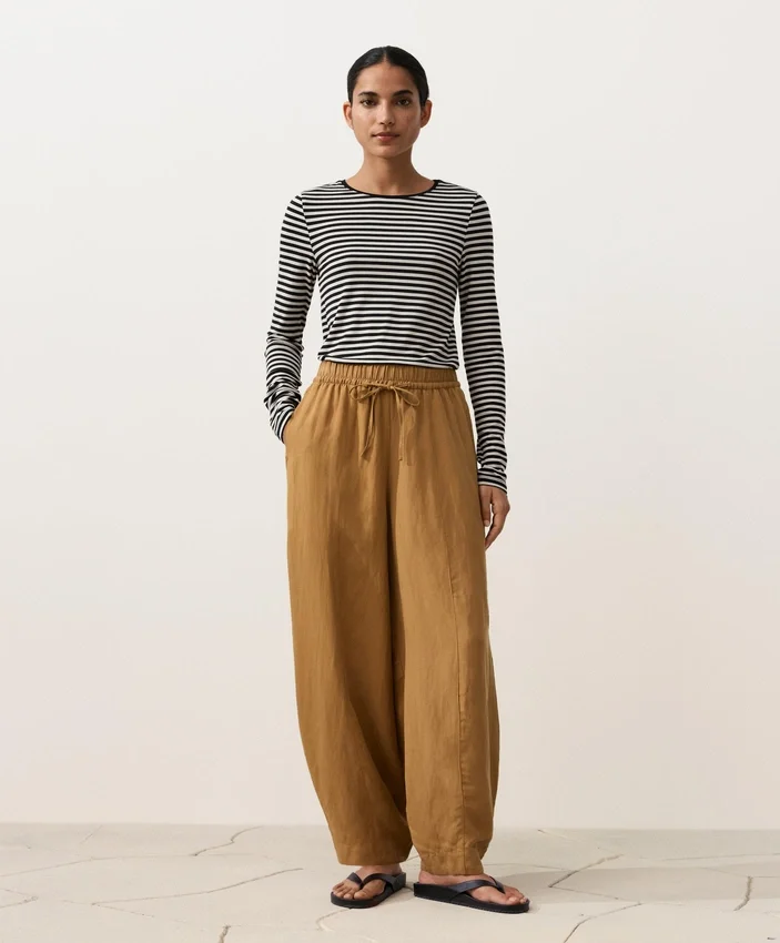 Pantalones acampanados de mezcla de lyocell y 24 % de lino con costuras Pantalones acampanados de mezcla de lyocell y 24 % de lino con costuras