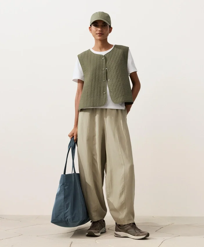 Pantalones acampanados de mezcla de lyocell y 24 % de lino con costuras Pantalones acampanados de mezcla de lyocell y 24 % de lino con costuras