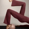 Pantalones acampanados de punto elástico Comfortlux de talle alto