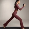 Pantalones acampanados de punto elástico Comfortlux de talle alto