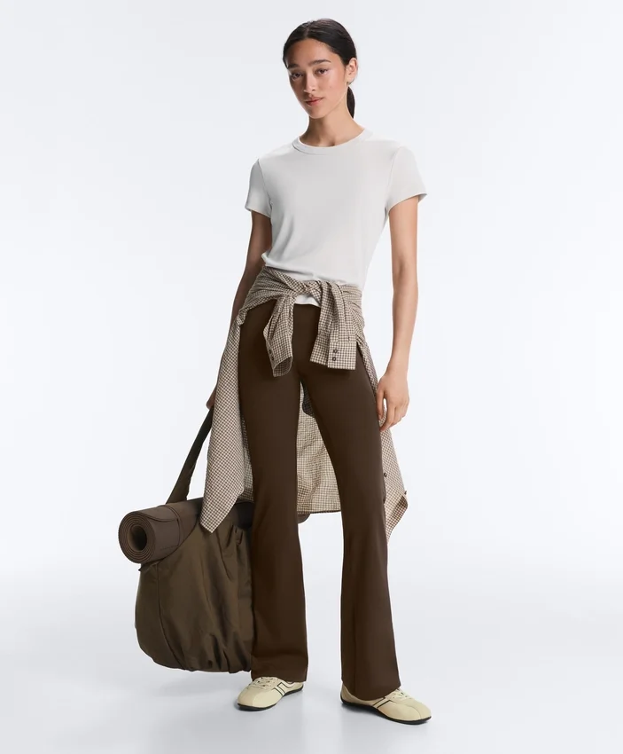 Pantalones acampanados de talle alto Comfortlux Pantalones acampanados de talle alto Comfortlux