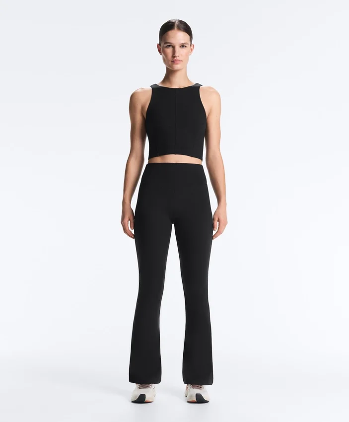 Pantalones acampanados de talle alto Evermove Pantalones acampanados de talle alto Evermove