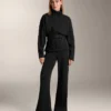 Chaqueta larga con cinturón y modal cepillado Chaqueta larga con cinturón y modal cepillado