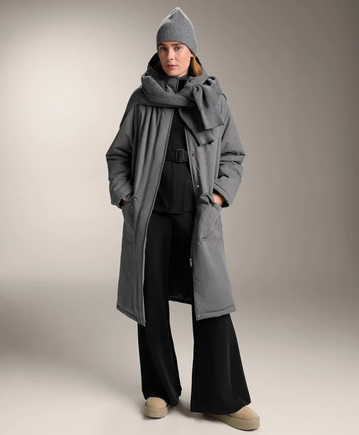 Chaqueta larga con cinturón y modal cepillado Chaqueta larga con cinturón y modal cepillado