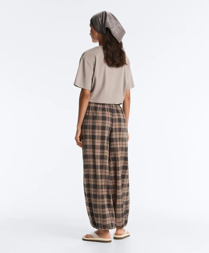 Pantalones bombachos de mezcla de algodón con estampado de cuadros Pantalones bombachos de mezcla de algodón con estampado de cuadros