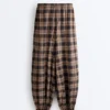 Pantalones bombachos de mezcla de algodón con estampado de cuadros Pantalones bombachos de mezcla de algodón con estampado de cuadros