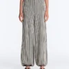 Pantalones bombachos de punto a rayas