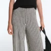 Pantalones bombachos de punto a rayas