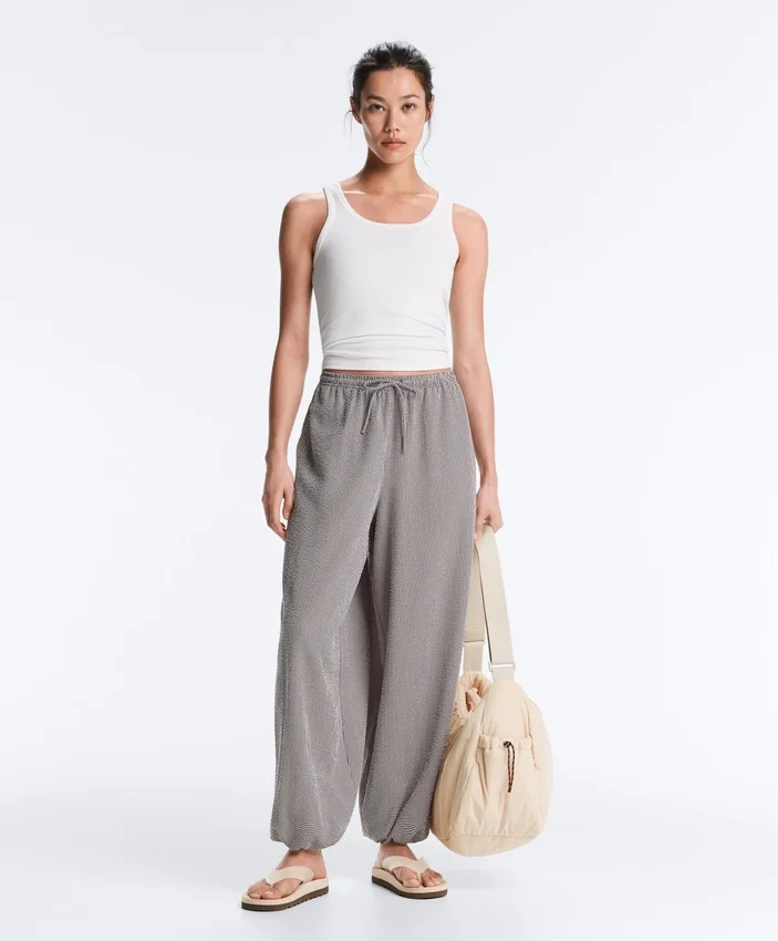 Pantalones bombachos largos de mezcla de lyocell con estampado de cuadros vichy Pantalones bombachos largos de mezcla de lyocell con estampado de cuadros vichy