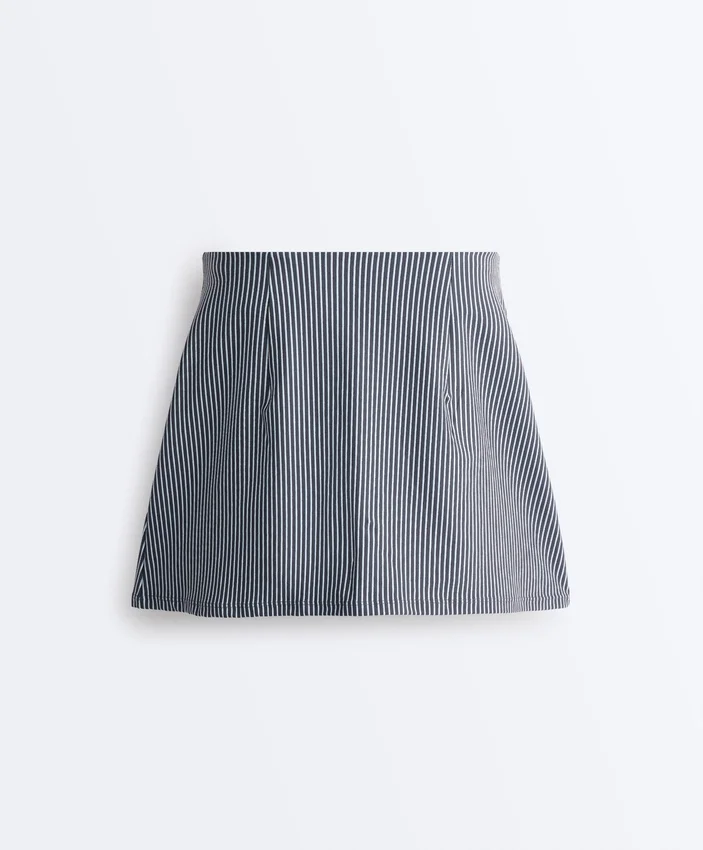 Pantalones cortos a rayas de talle alto Evermove Pantalones cortos a rayas de talle alto Evermove