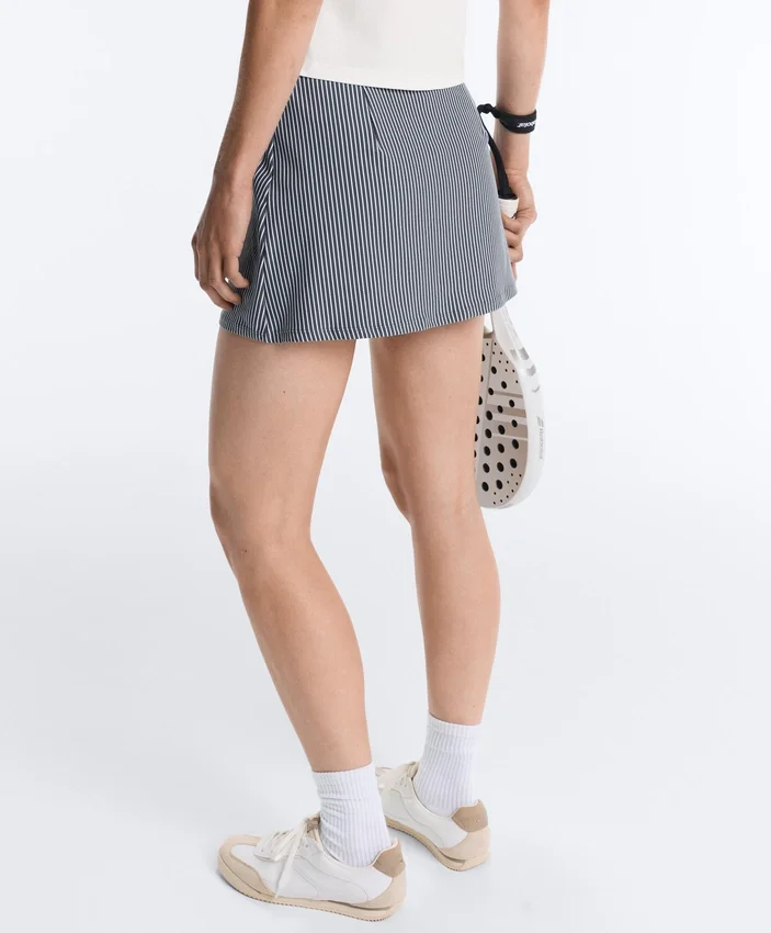 Pantalones cortos a rayas de talle alto Evermove Pantalones cortos a rayas de talle alto Evermove