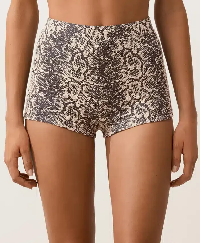 Pantalones cortos de bikini de talle alto con estampado de serpiente Pantalones cortos de bikini de talle alto con estampado de serpiente
