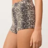 Pantalones cortos de bikini de talle alto con estampado de serpiente Pantalones cortos de bikini de talle alto con estampado de serpiente