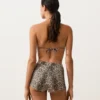 Pantalones cortos de bikini de talle alto con estampado de serpiente Pantalones cortos de bikini de talle alto con estampado de serpiente
