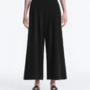 Pantalones cortos de pierna ancha con tacto Soft Touch y modal con pliegues Pantalones cortos de pierna ancha con tacto Soft Touch y modal con pliegues