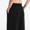 Pantalones cortos de pierna ancha y tacto Soft Touch con modal