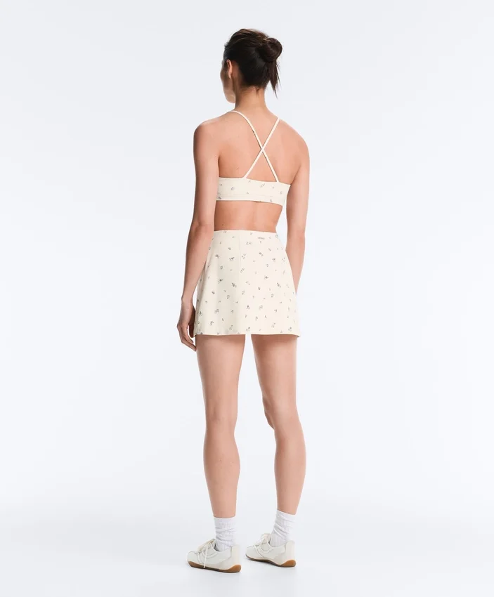 Pantalones cortos de talle alto con estampado floral Evermove Pantalones cortos de talle alto con estampado floral Evermove