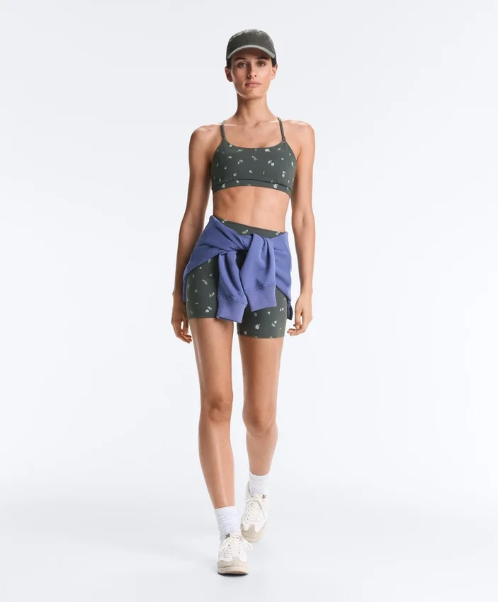 Sujetador deportivo Evermove de sujeción ligera con estampado floral Sujetador deportivo Evermove de sujeción ligera con estampado floral