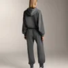 Sudadera con capucha de corte recto en modal cepillado jaspeado Sudadera con capucha de corte recto en modal cepillado jaspeado