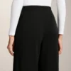 Pantalones de corte recto con botones y ribete de modal Soft Touch Pantalones de corte recto con botones y ribete de modal Soft Touch