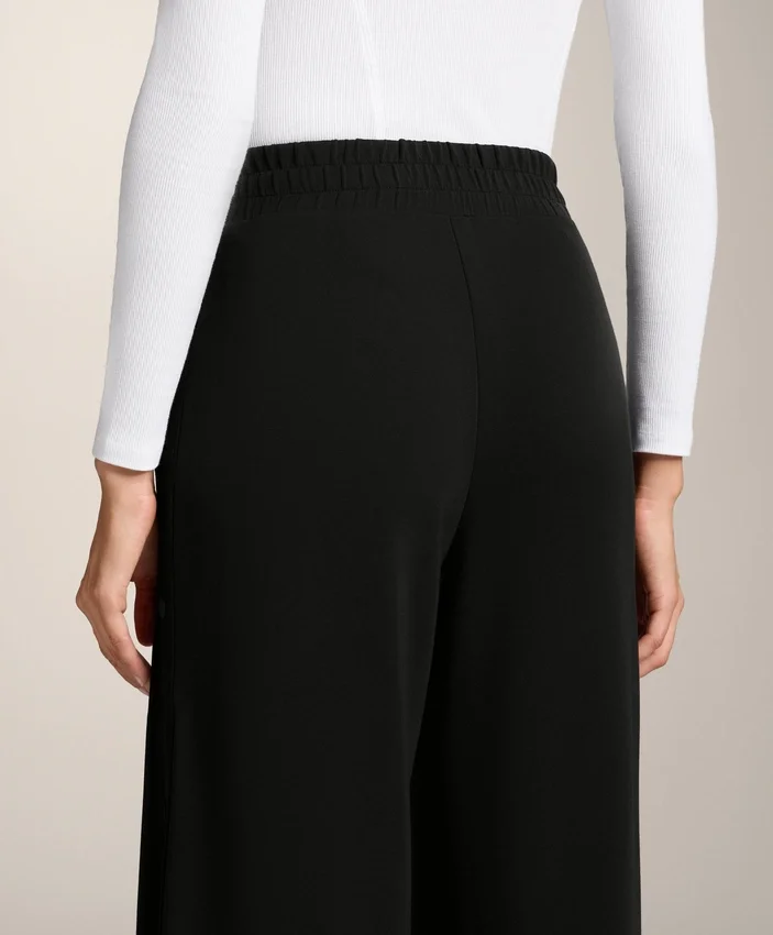 Pantalones de corte recto con botones y ribete de modal Soft Touch Pantalones de corte recto con botones y ribete de modal Soft Touch