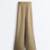 Pantalones de corte recto con efecto neopreno, cintura alta y ribete