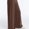 Pantalones de corte recto con modal Soft Touch y ribetes Pantalones de corte recto con modal Soft Touch y ribetes