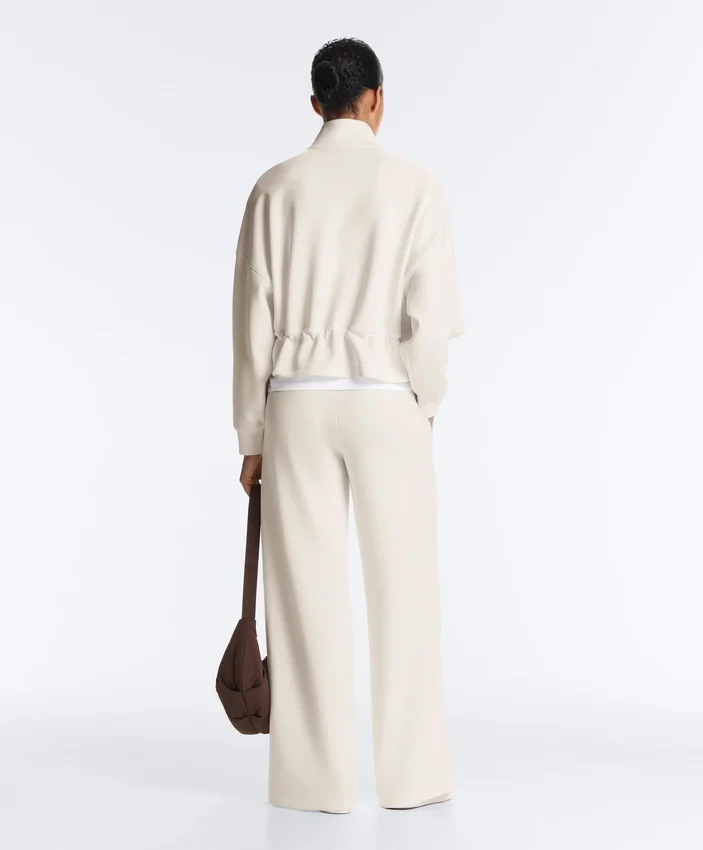 Chaqueta de modal Soft Touch con ribete Chaqueta de modal Soft Touch con ribete