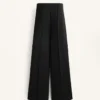 Pantalones de corte recto con modal y pliegues