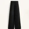 Pantalones de corte recto con modal y pliegues