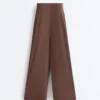Pantalones de pierna ancha Light Touch con pinzas Pantalones de pierna ancha Light Touch con pinzas