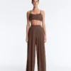 Pantalones de pierna ancha Light Touch con pinzas Pantalones de pierna ancha Light Touch con pinzas