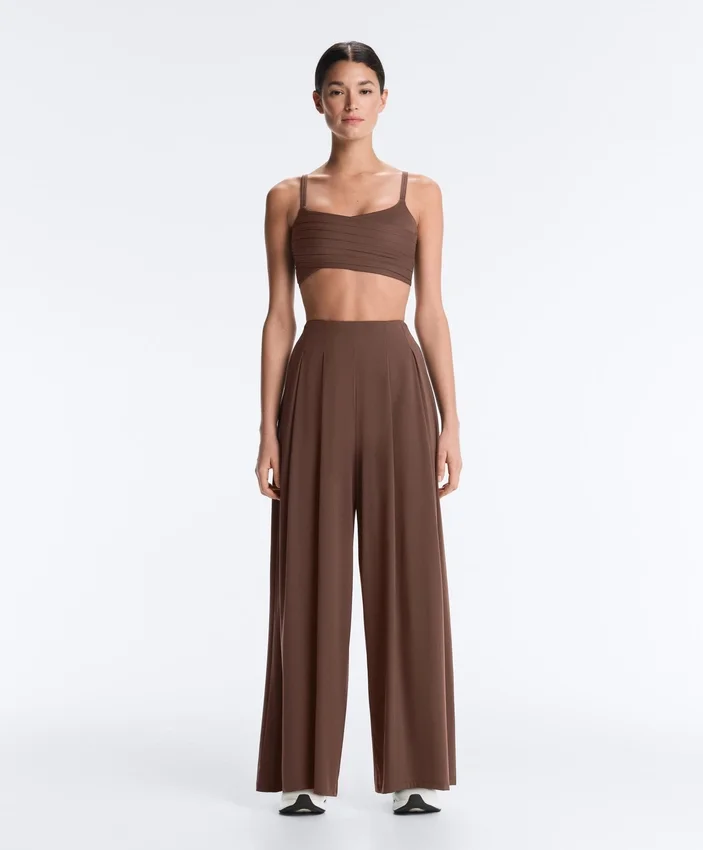 Pantalones de pierna ancha Light Touch con pinzas Pantalones de pierna ancha Light Touch con pinzas