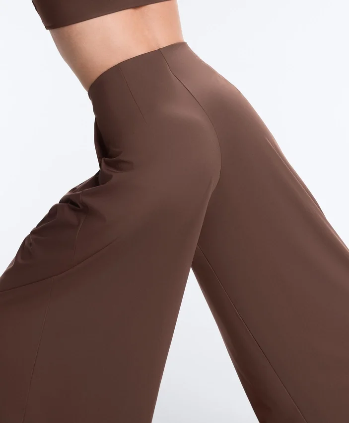 Pantalones de pierna ancha Light Touch con pinzas Pantalones de pierna ancha Light Touch con pinzas