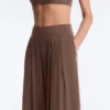 Pantalones de pierna ancha Light Touch con pinzas Pantalones de pierna ancha Light Touch con pinzas