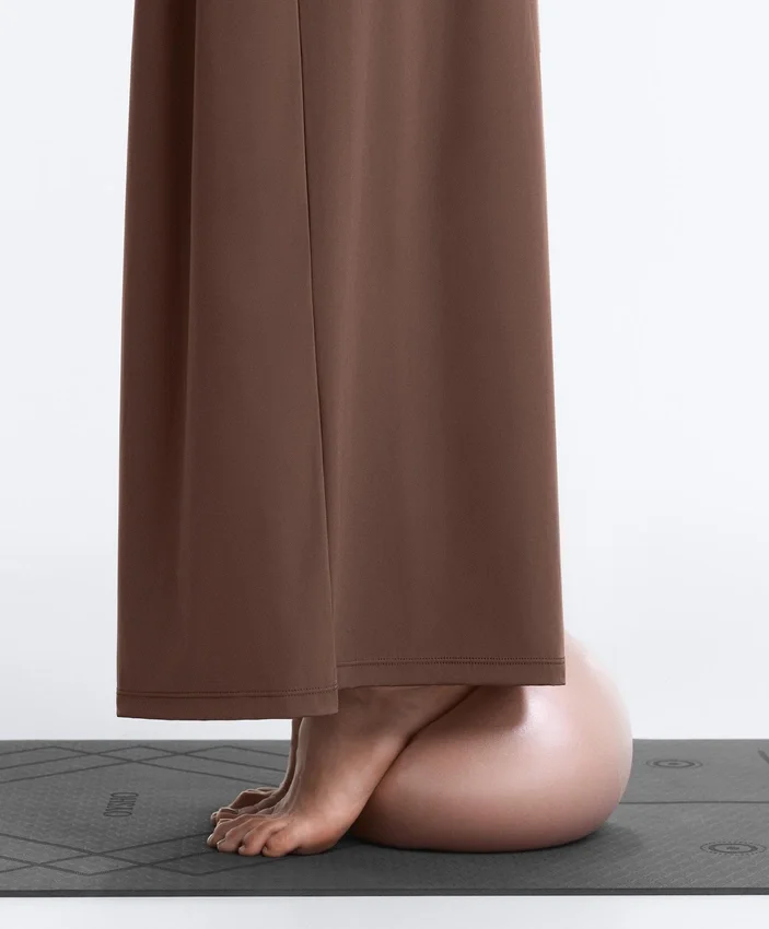 Pantalones de pierna ancha Light Touch con pinzas Pantalones de pierna ancha Light Touch con pinzas