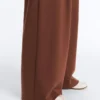 Pantalones de piqué de algodón de corte ancho y talle alto Pantalones de piqué de algodón de corte ancho y talle alto
