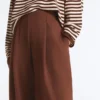 Pantalones de piqué de algodón de corte ancho y talle alto Pantalones de piqué de algodón de corte ancho y talle alto